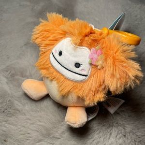 3” Squishmallow clip Shasta